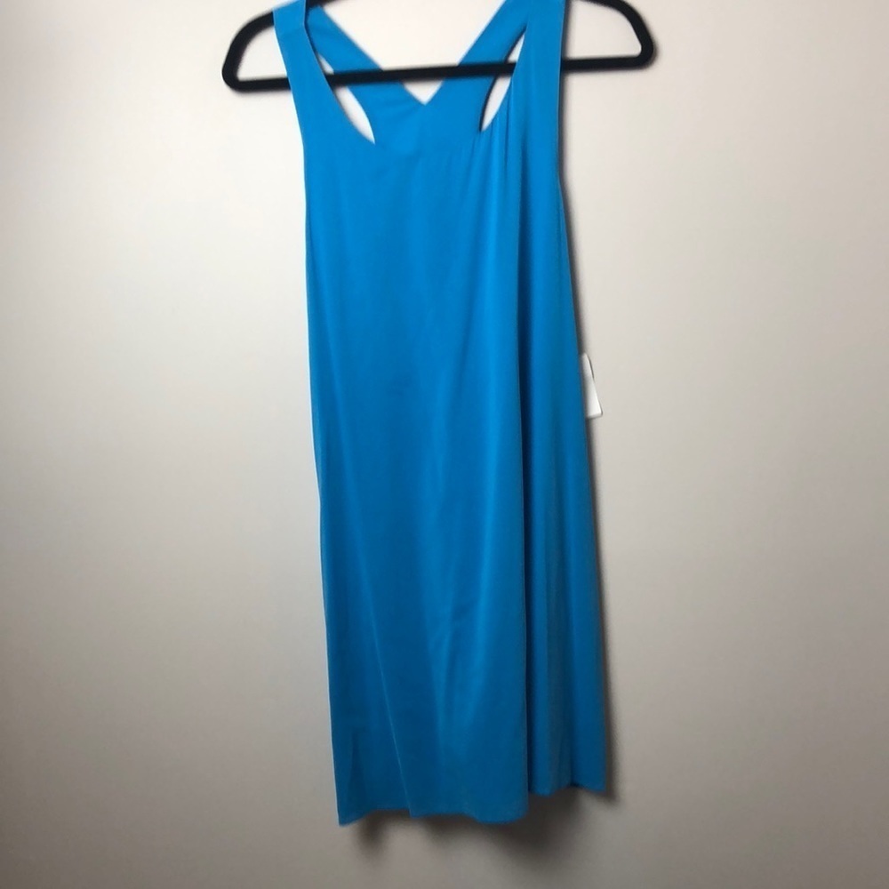 Alice + Olivia Haylen triangle back silk dress NWT
